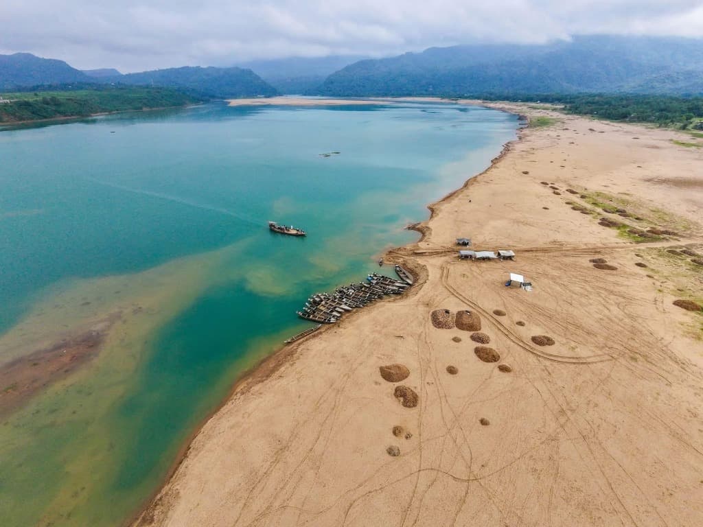 Jadhukata River